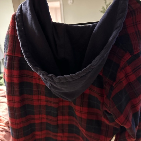 flannel with good from american eagle - Picture 3 of 3